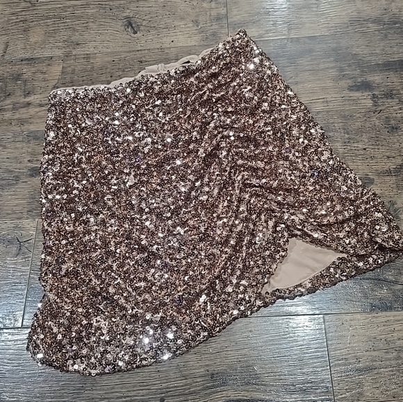 Strut! Dresses & Skirts - 🔥 New Strut & Bolt womens skirt sz large